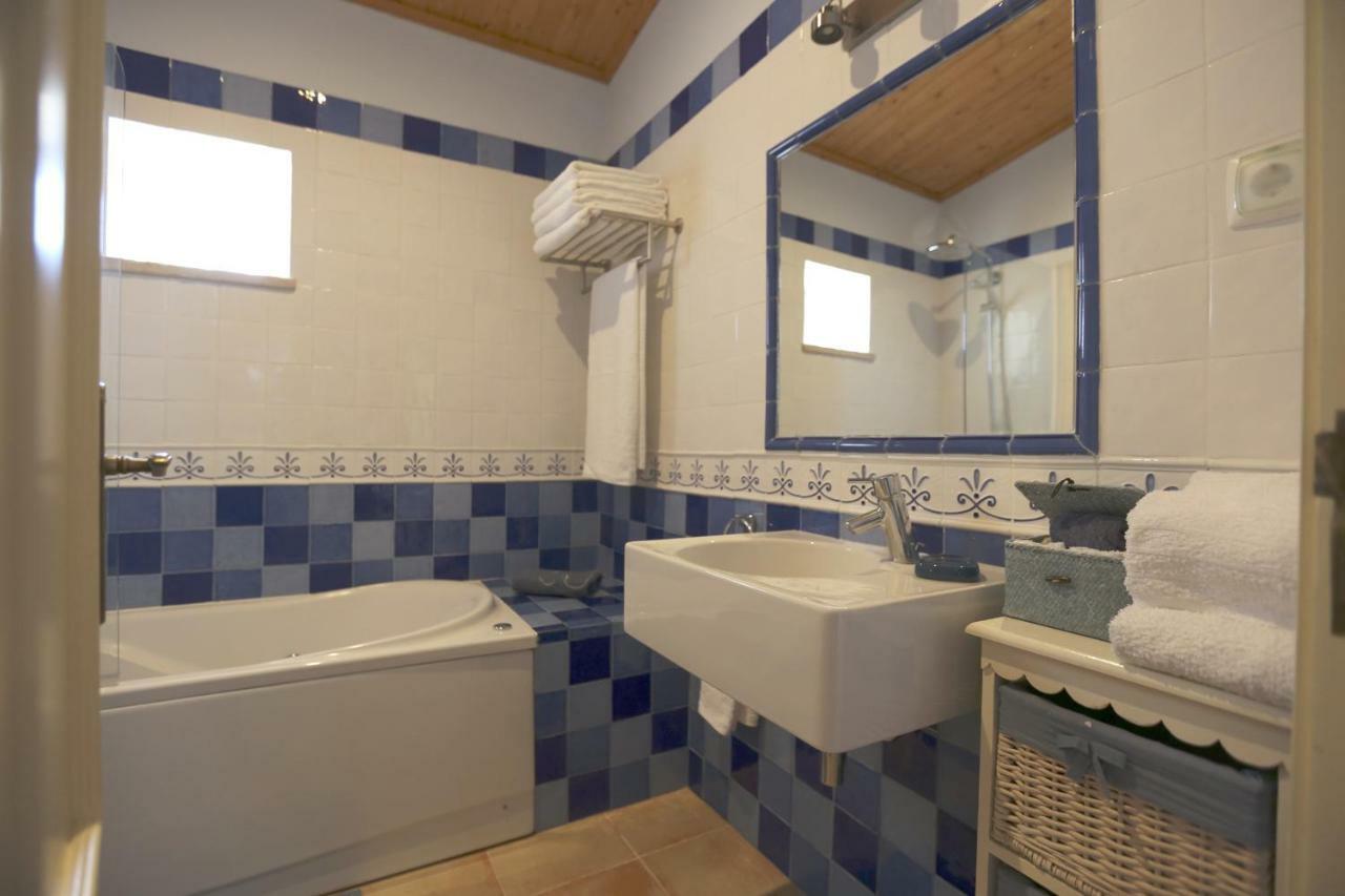 Quinta Do Pinheiro Manso - Holidays Villa - Marinha Beach Карвоейру Экстерьер фото