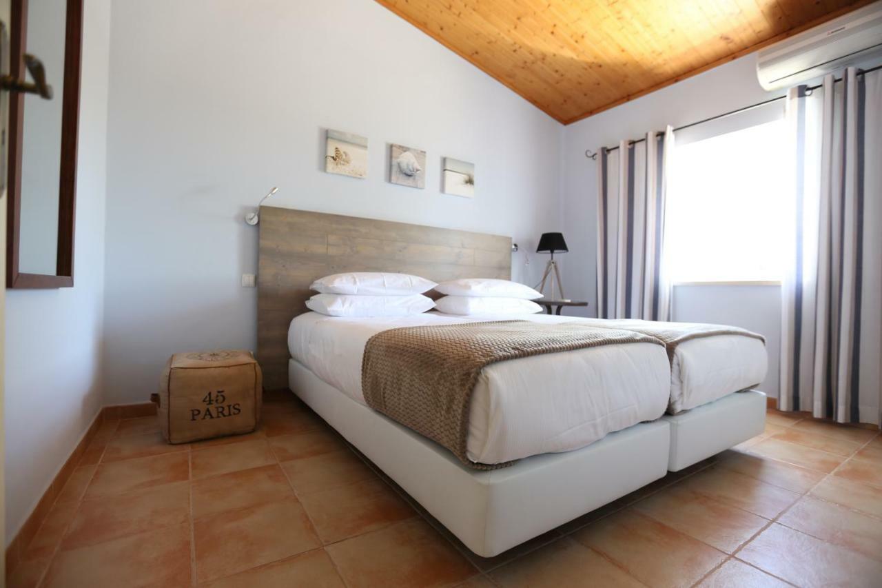 Quinta Do Pinheiro Manso - Holidays Villa - Marinha Beach Карвоейру Экстерьер фото
